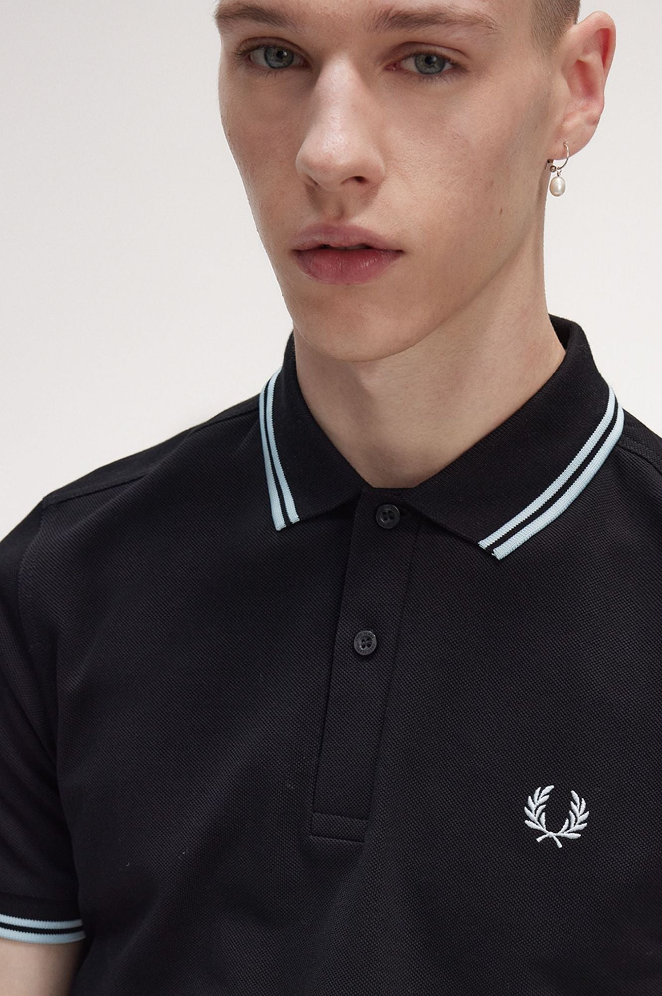 Fred Perry Polo Negro / Light Ice / Light Ice