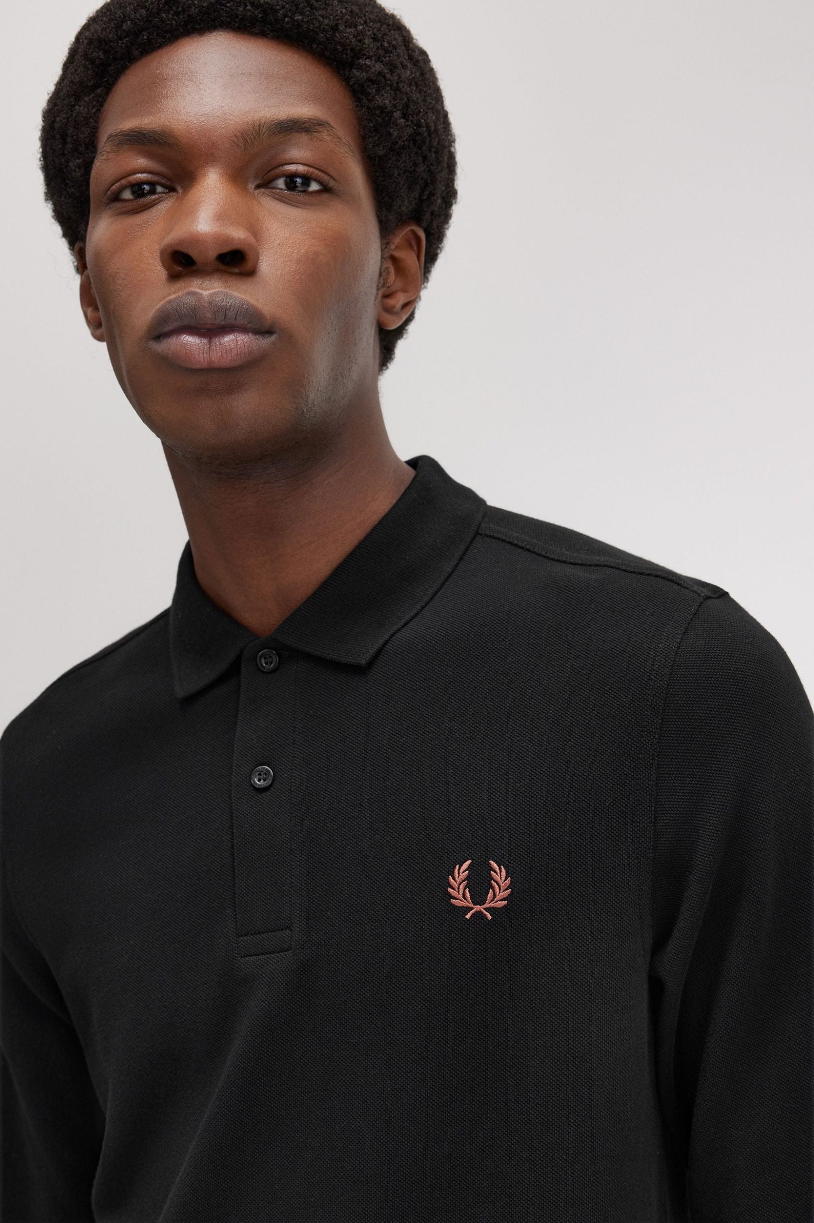 Fred Perry Polo M6006 Manga Larga Negro / Marrón whisky