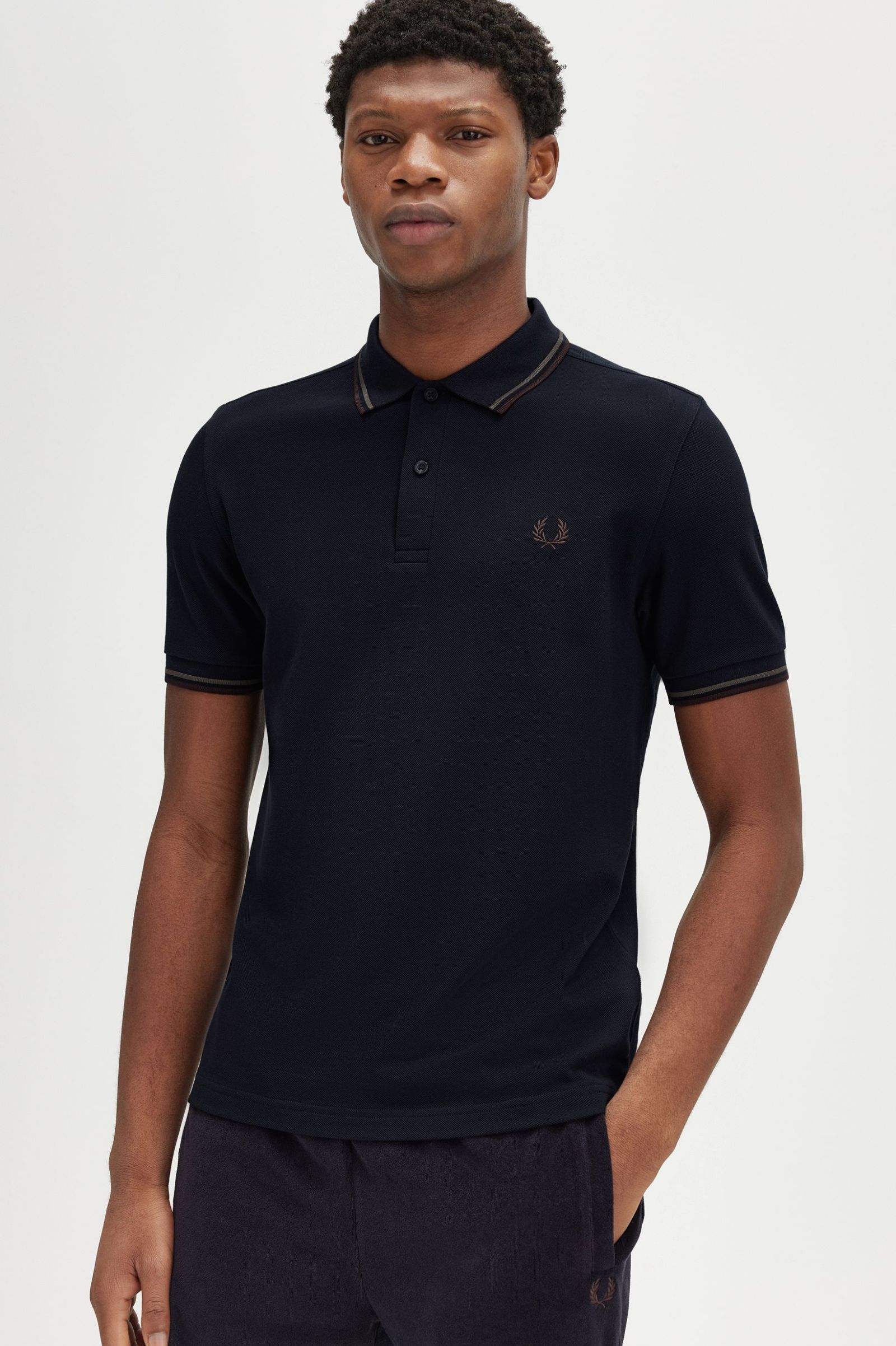 Fred Perry Polo M3600 Azul Marino / Laurel verde / Ladrillo Carrington Road