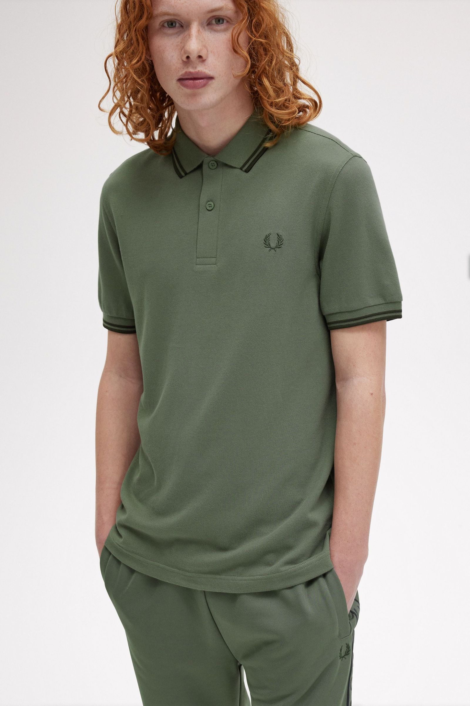 Fred Perry Polo M3600 Laurel verde / Verde noche / Verde noche