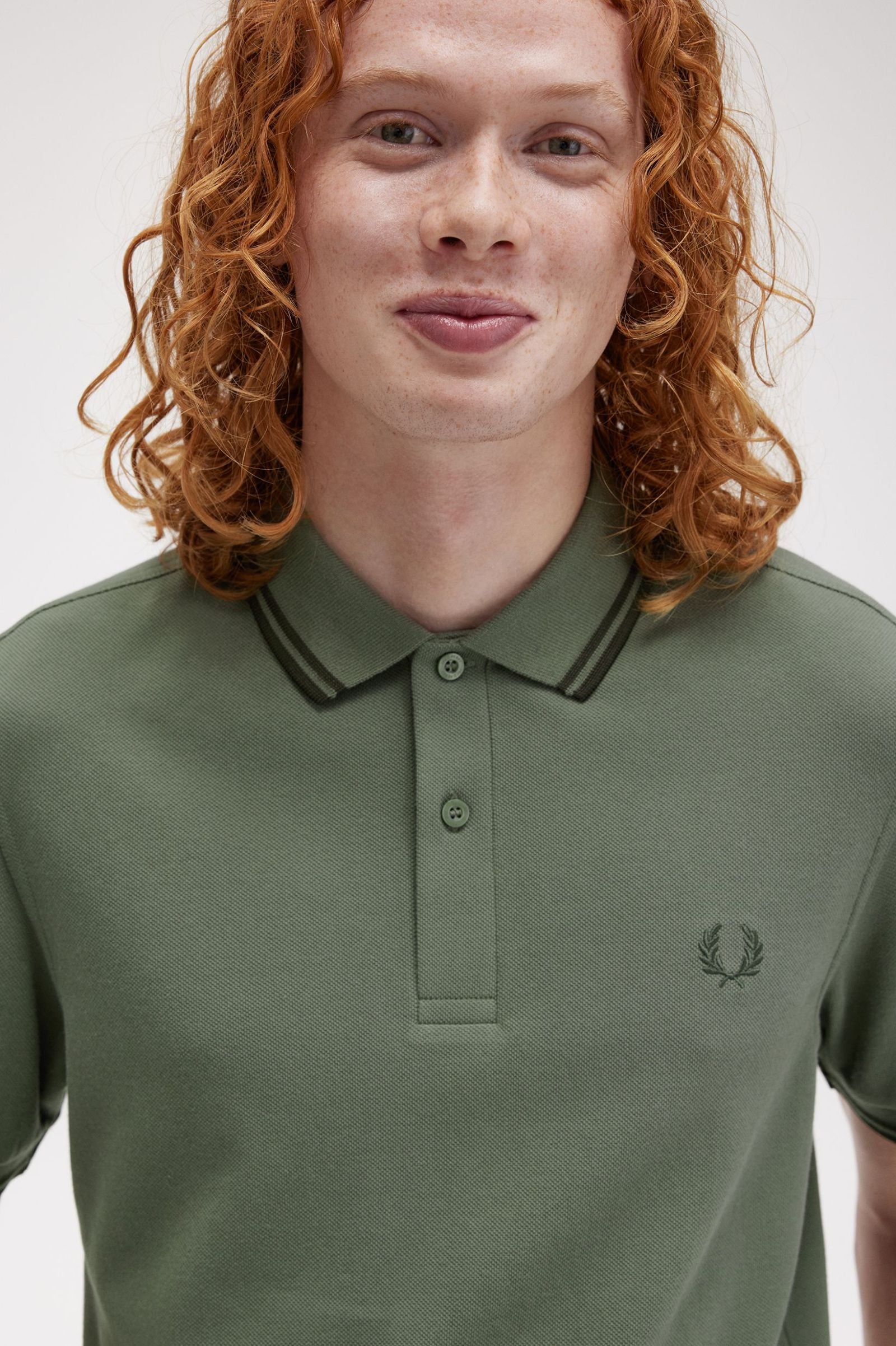 Fred Perry Polo M3600 Laurel verde / Verde noche / Verde noche