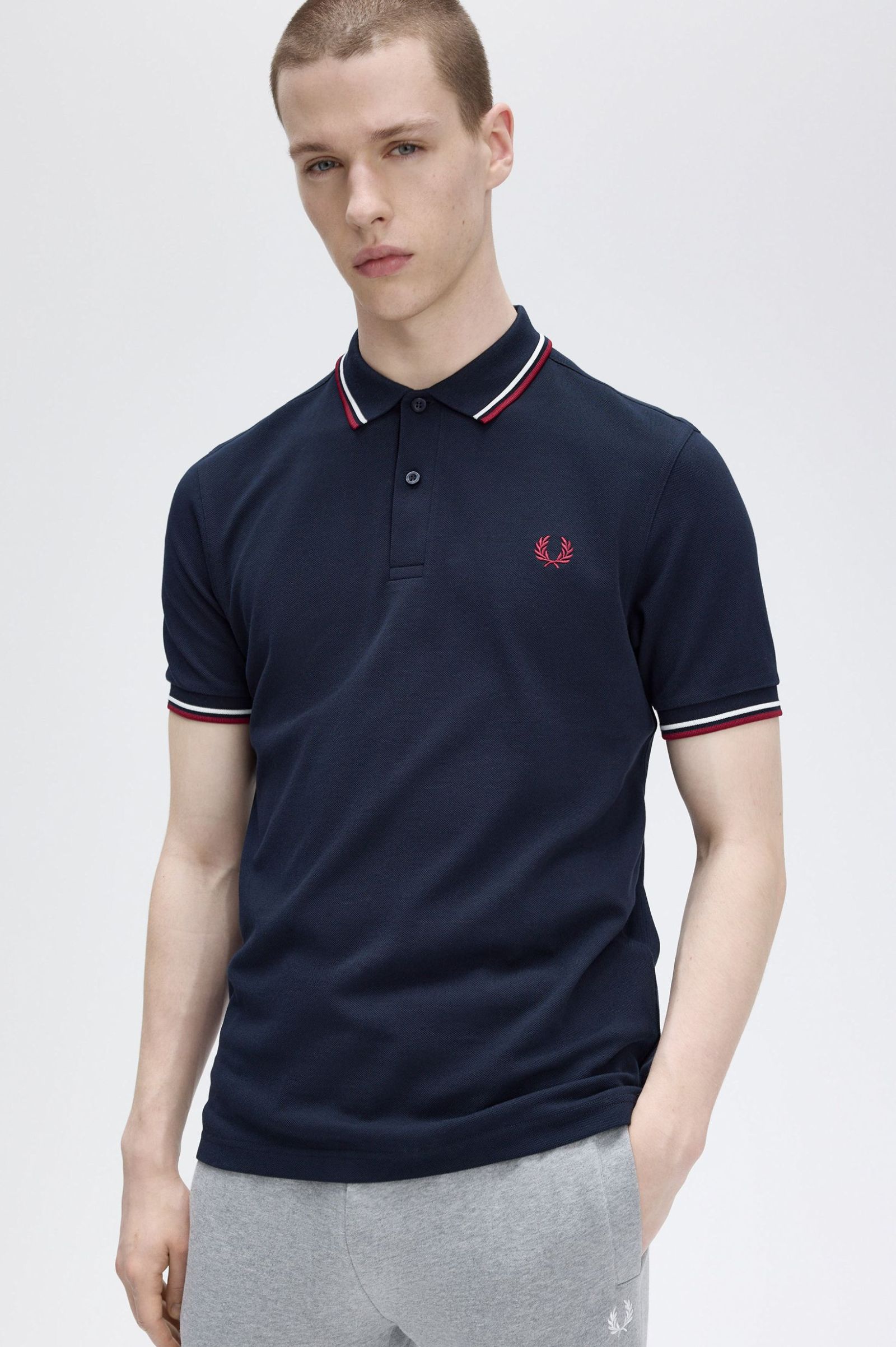 Fred Perry Polo M3600 Azul marino / Blanco nieve / Rojo tostado