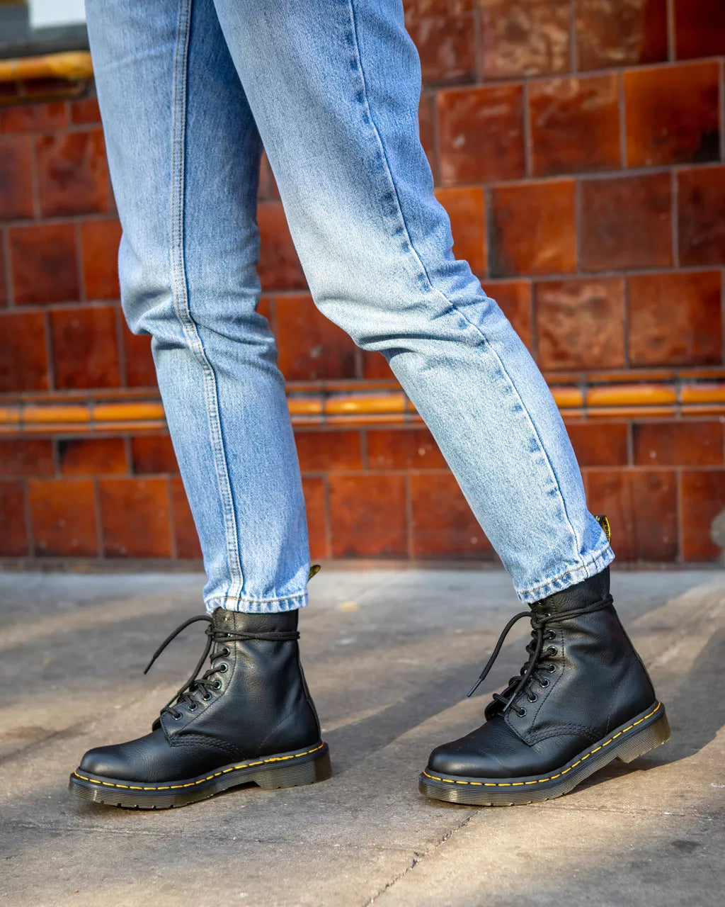 Dr. Martens Botas 1460 Pascal Piel Virginia Negro 1984BritishShop
