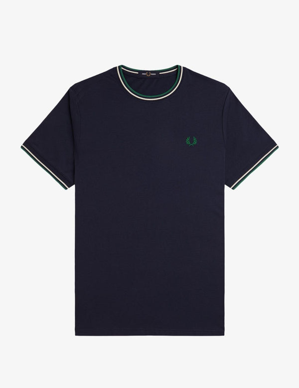 Fred Perry Camiseta M1588 Dark Carbon / Light Ecru / Label Green