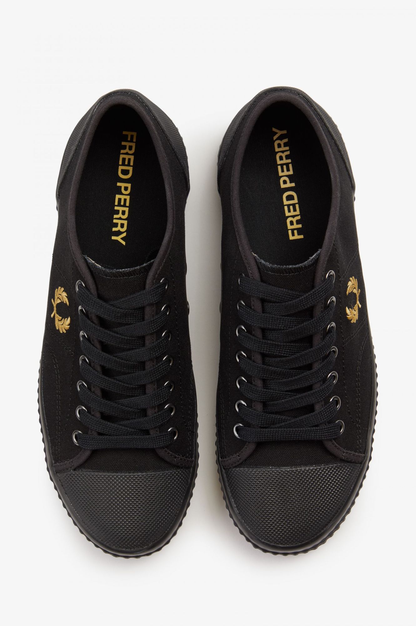 Fred Perry ZAPATILLA HUGHES LOW CANVAS BLACK/CHAMPAGN