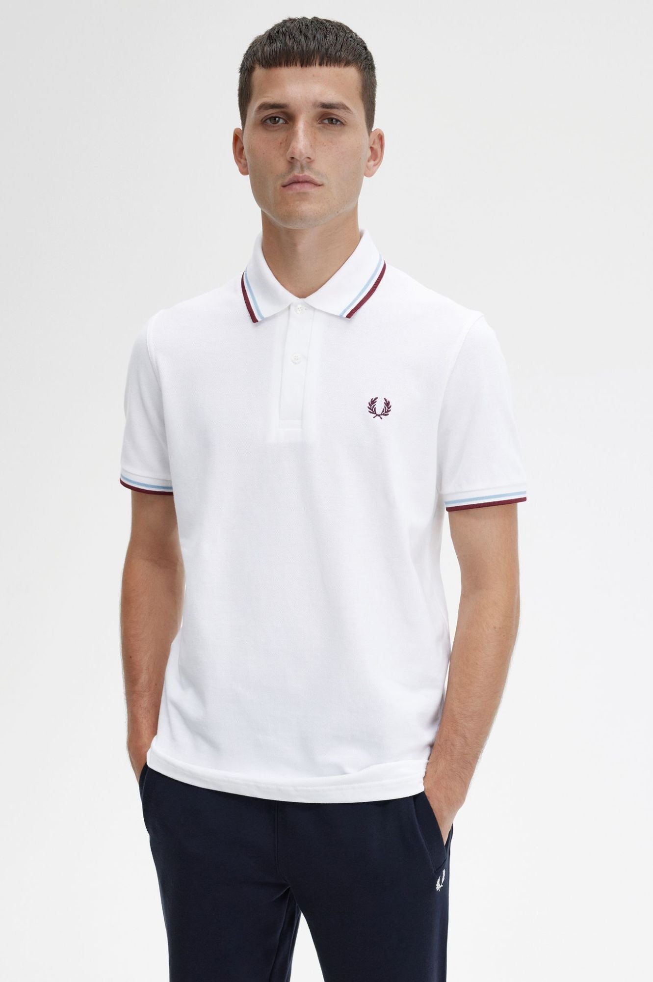 Fred Perry Polo M12 Blanco / Hielo / Granate Made in England